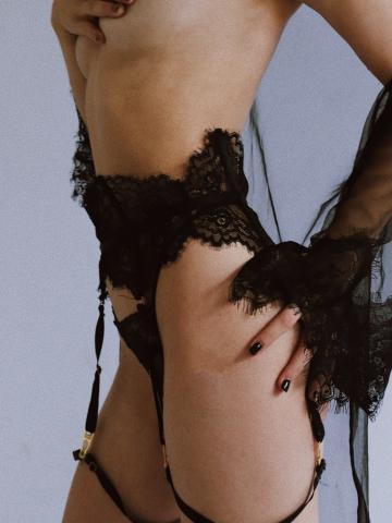 Екатерина Вип Реал Брюнетка фото 4